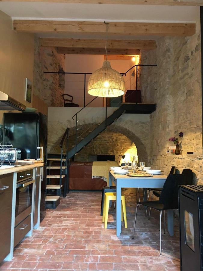 Gites "Oustaou De Bourboul" Grospierres Exterior foto